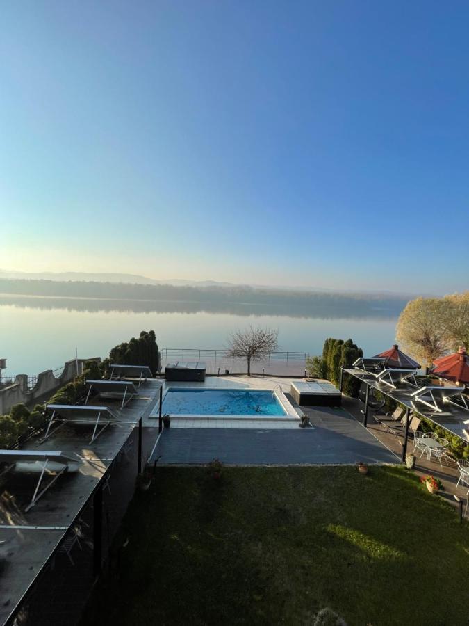 Guest House Panorama Aqualux With Free Parking Нови-Сад Экстерьер фото