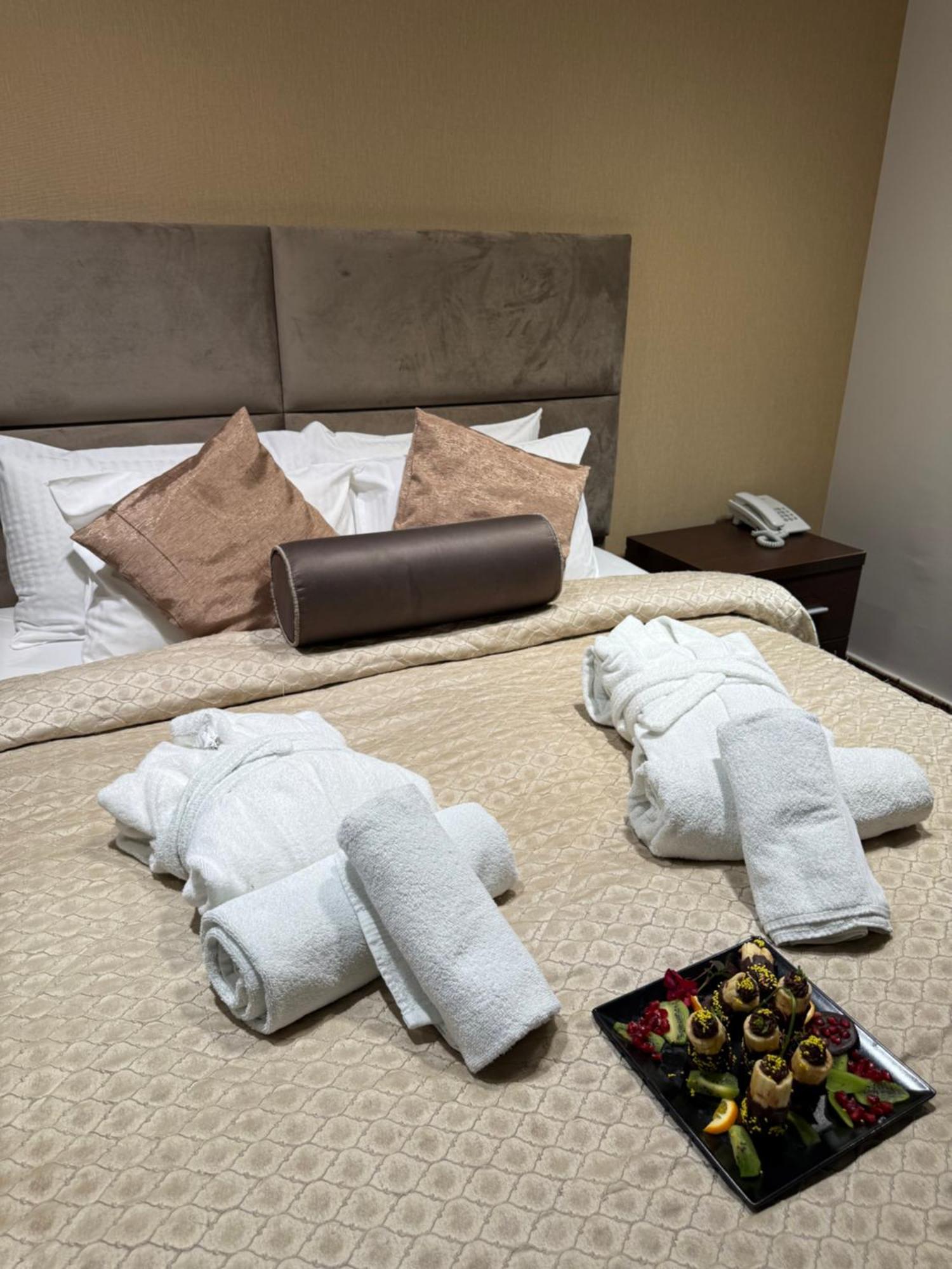 Guest House Panorama Aqualux With Free Parking Нови-Сад Экстерьер фото