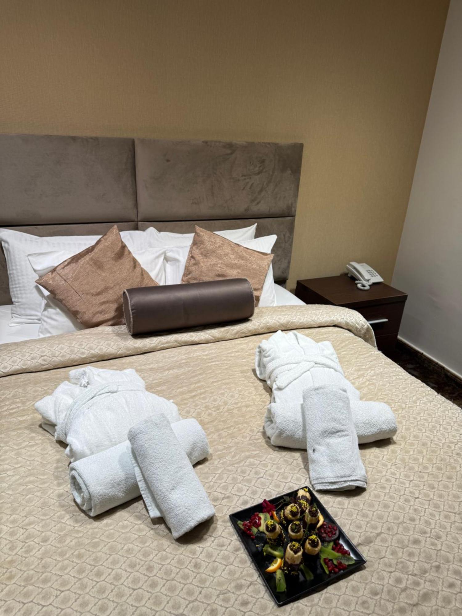 Guest House Panorama Aqualux With Free Parking Нови-Сад Экстерьер фото