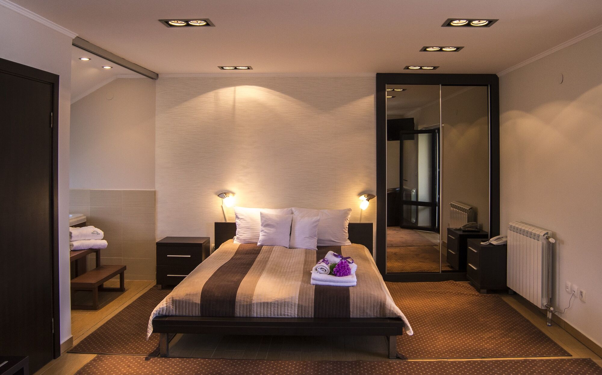 Guest House Panorama Aqualux With Free Parking Нови-Сад Экстерьер фото